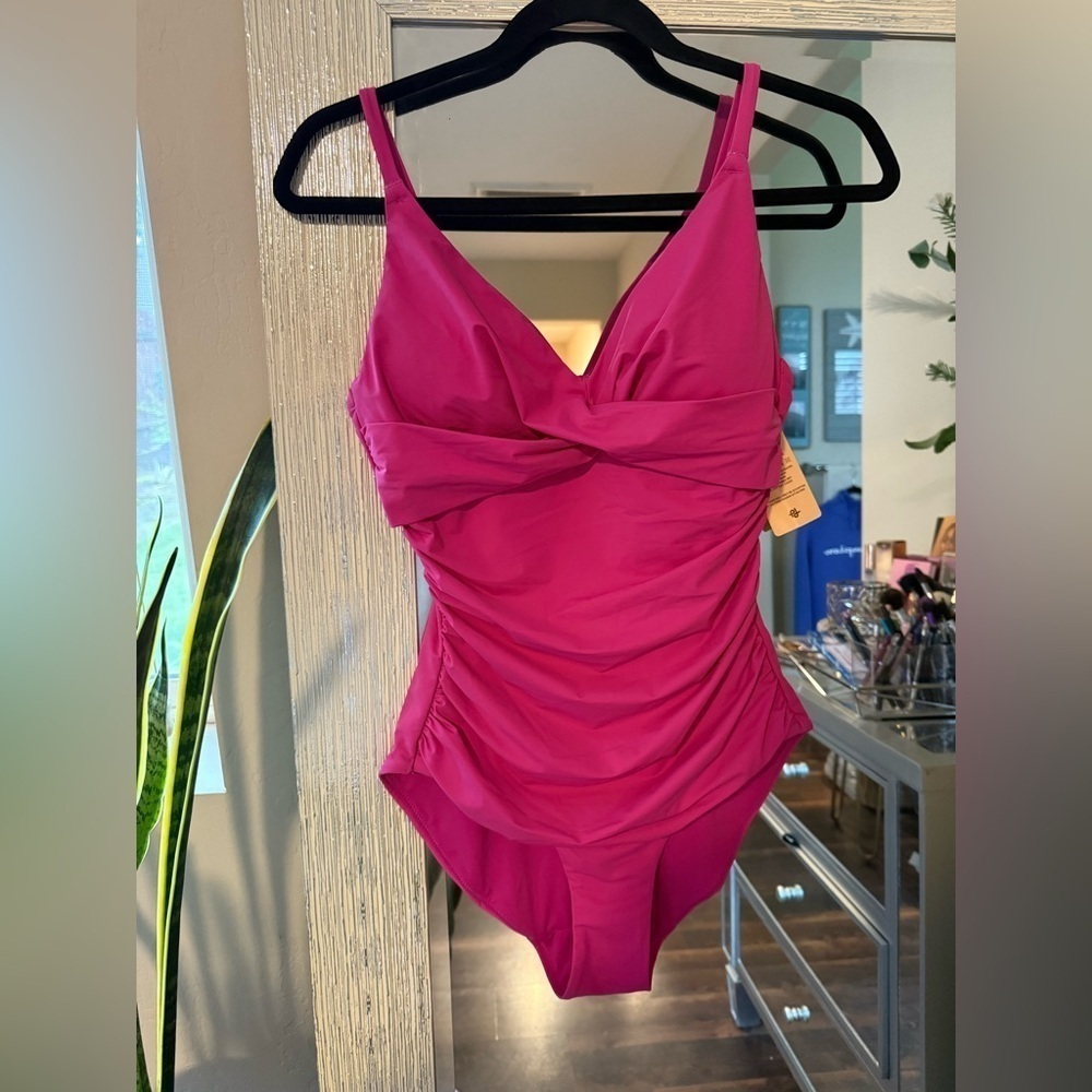POPILUSH Shapewear Ruched Cross-Front Sculpting One-Piece Swimsuit - NWT - Picture 5 of 6